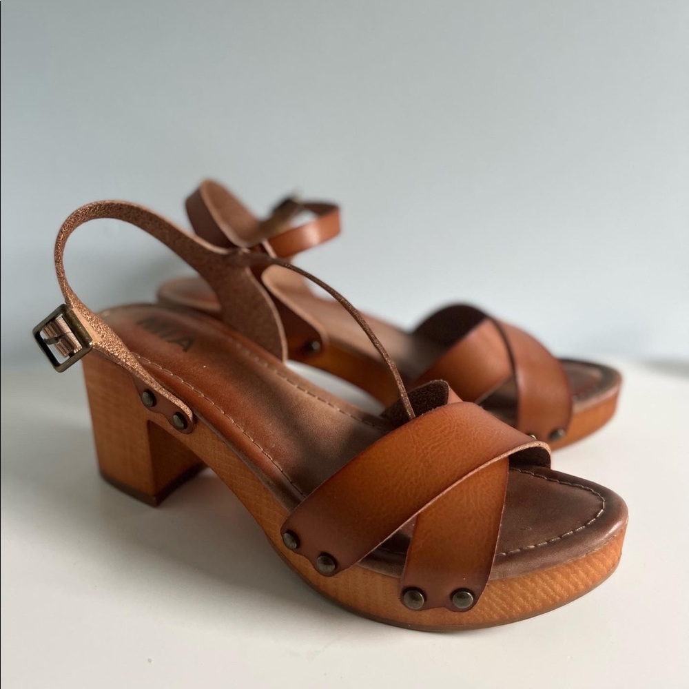 MIA Clog heels